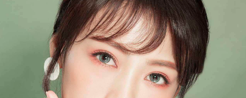 年抛美瞳可以戴多久 年抛美瞳可以戴多久